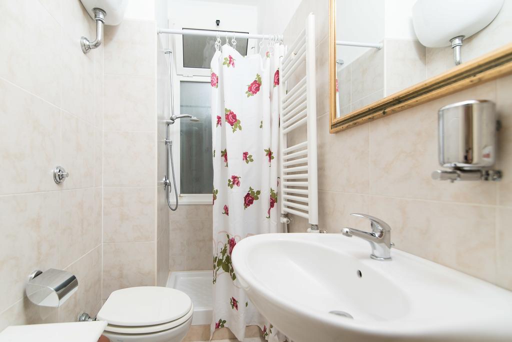 Le Rose B&B Rome Ruang foto